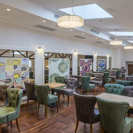 Royal Hotel 4*